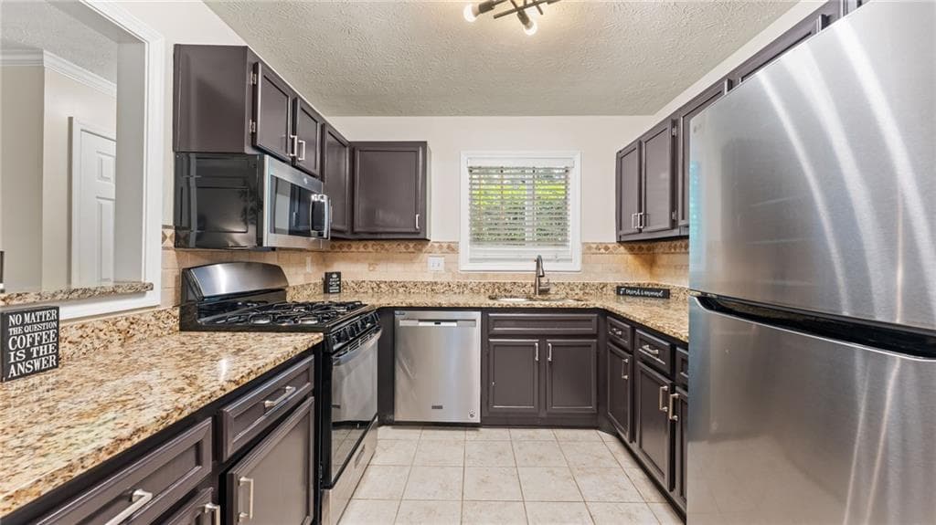 2 bedroom, 1 bathroom, 1,100 sq ft condominium for sale at 106 Gettysburg Place, Atlanta, GA 30350 — photo 8
