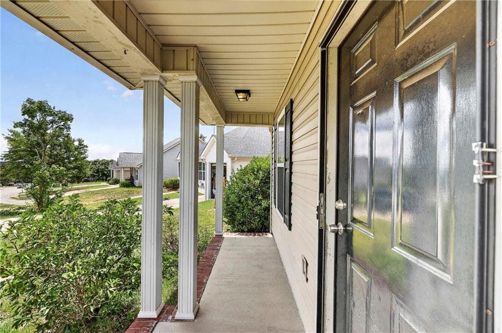2 bedroom, 2 bathroom, 1,118 sq ft single family residence for sale at 2123 Whitney South Drive, Augusta, GA 30904 — photo 5
