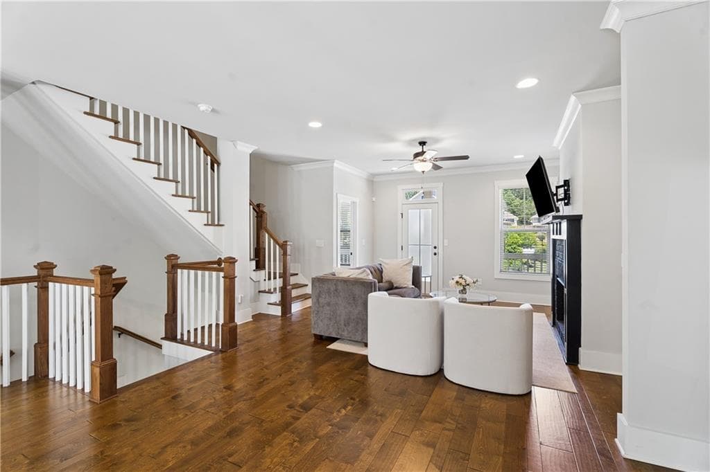 3 bedroom, 4 bathroom, 1,804 sq ft townhouse for rent at 2424 Misty Hollow Place, Atlanta, GA 30337 for $3,000 a month — photo 8
