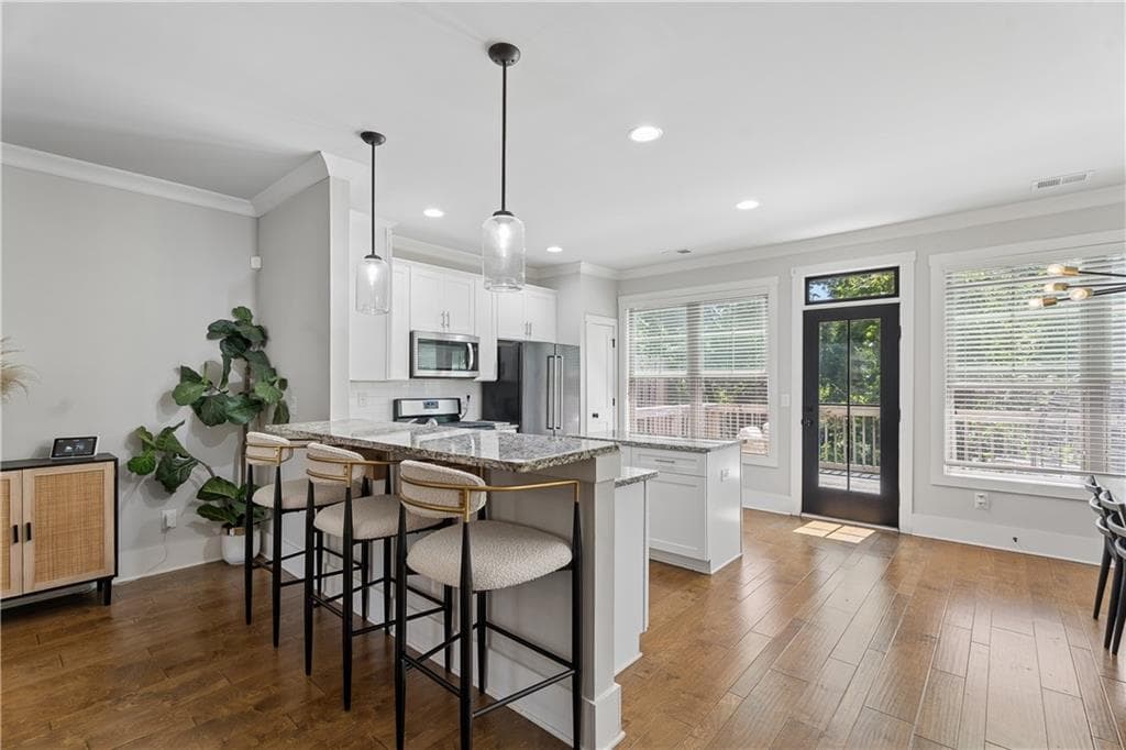 3 bedroom, 4 bathroom, 1,804 sq ft townhouse for rent at 2424 Misty Hollow Place, Atlanta, GA 30337 for $3,000 a month — photo 9