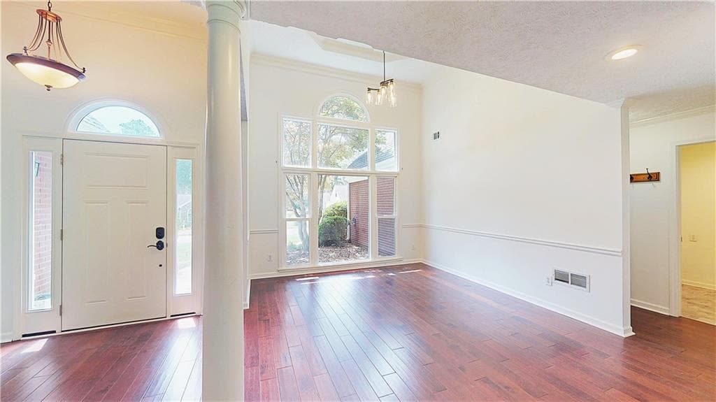 4 bedroom, 2 bathroom, 2,261 sq ft single family residence under contract at 1881 Flowering Drive, Grayson, GA 30017 — photo 9