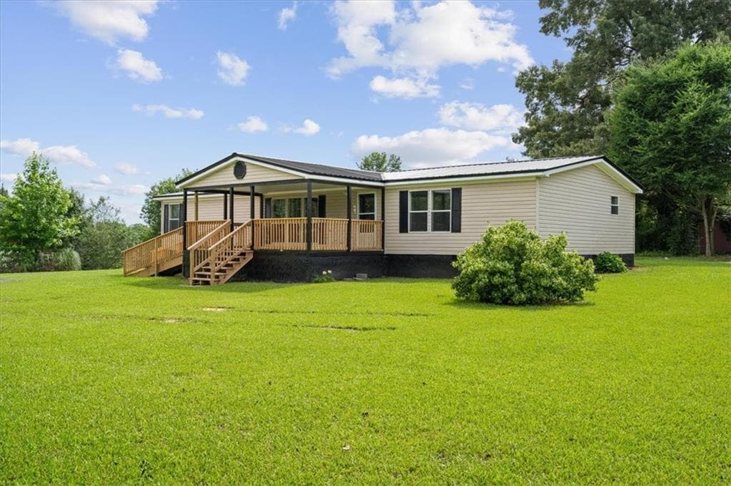 3 bedroom, 2 bathroom, 1,680 sq ft single family residence for sale at 504 Brandon Drive, Resaca, GA 30735 — photo 3