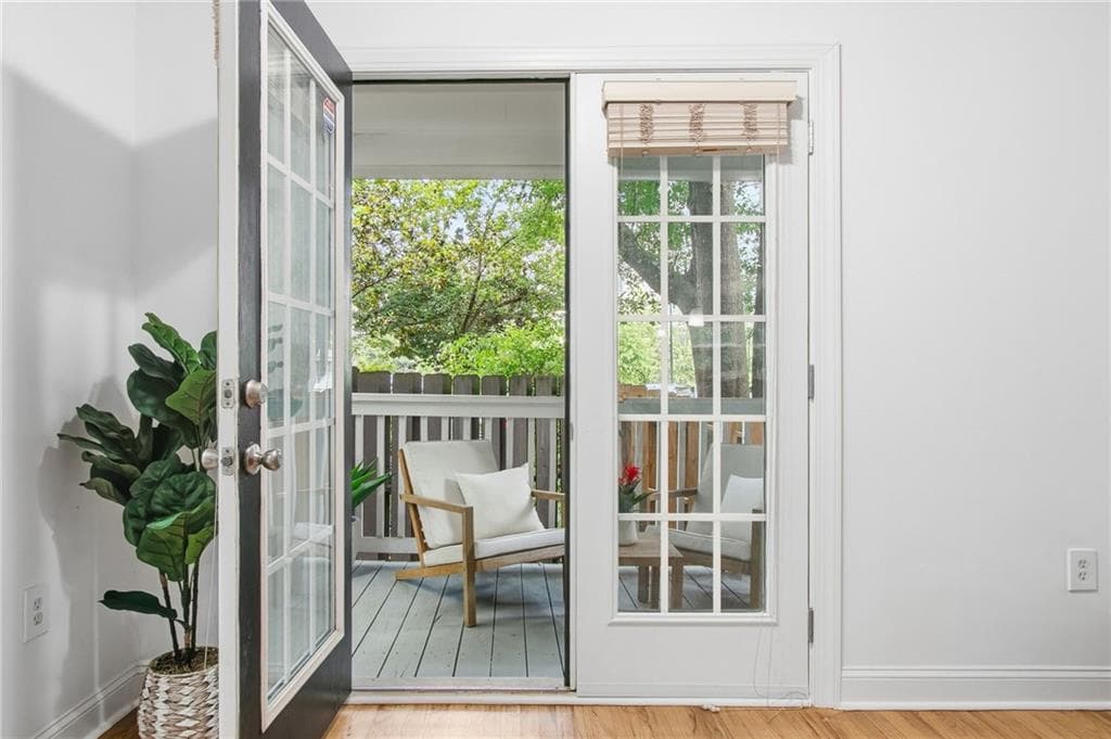 2 bedroom, 2 bathroom, 1,184 sq ft townhouse for sale at 234 Carlyle Park Drive, Atlanta, GA 30307 — photo 9