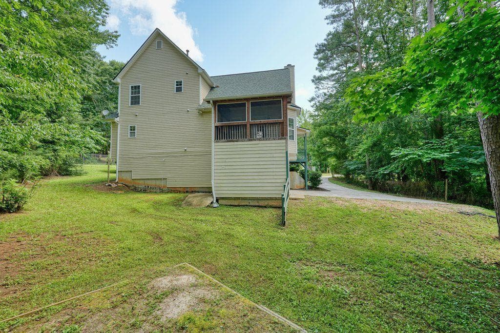 4 bedroom, 3 bathroom, 1,672 sq ft single family residence for sale at 12 Paces Lakes Overlook, Dallas, GA 30157 — photo 5