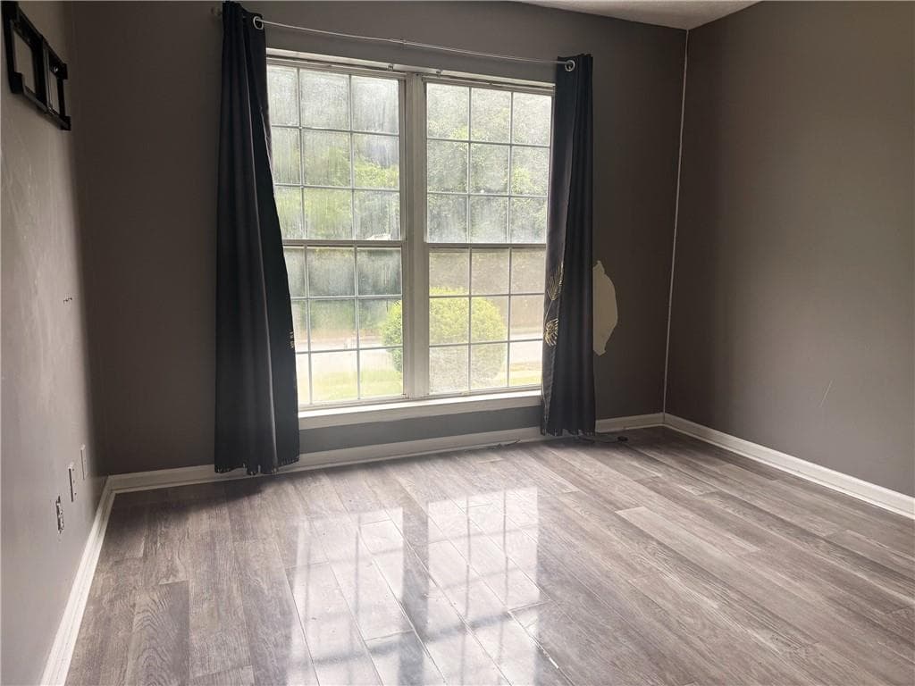 5 bedroom, 3 bathroom, 2,257 sq ft single family residence for sale at 3193 Medina Drive, Jonesboro, GA 30236 — photo 6