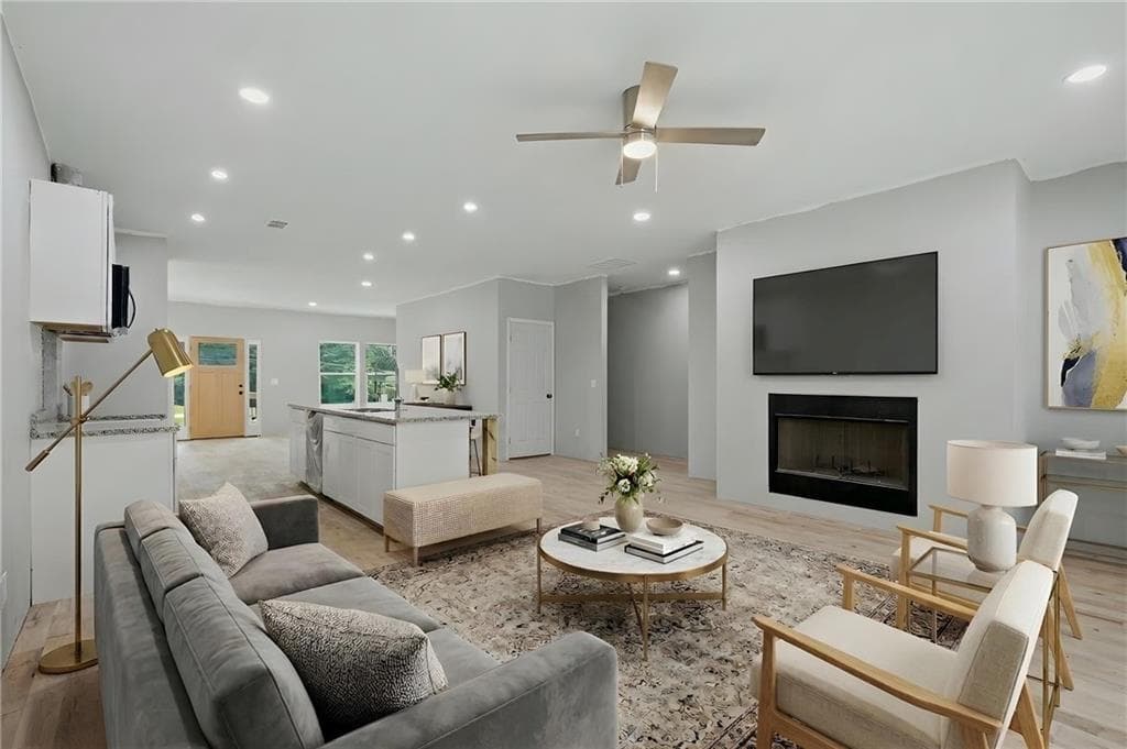 4 bedroom, 4 bathroom, 4,785 sq ft single family residence under contract at 2515 Hogan Road, East Point, GA 30344 — photo 10