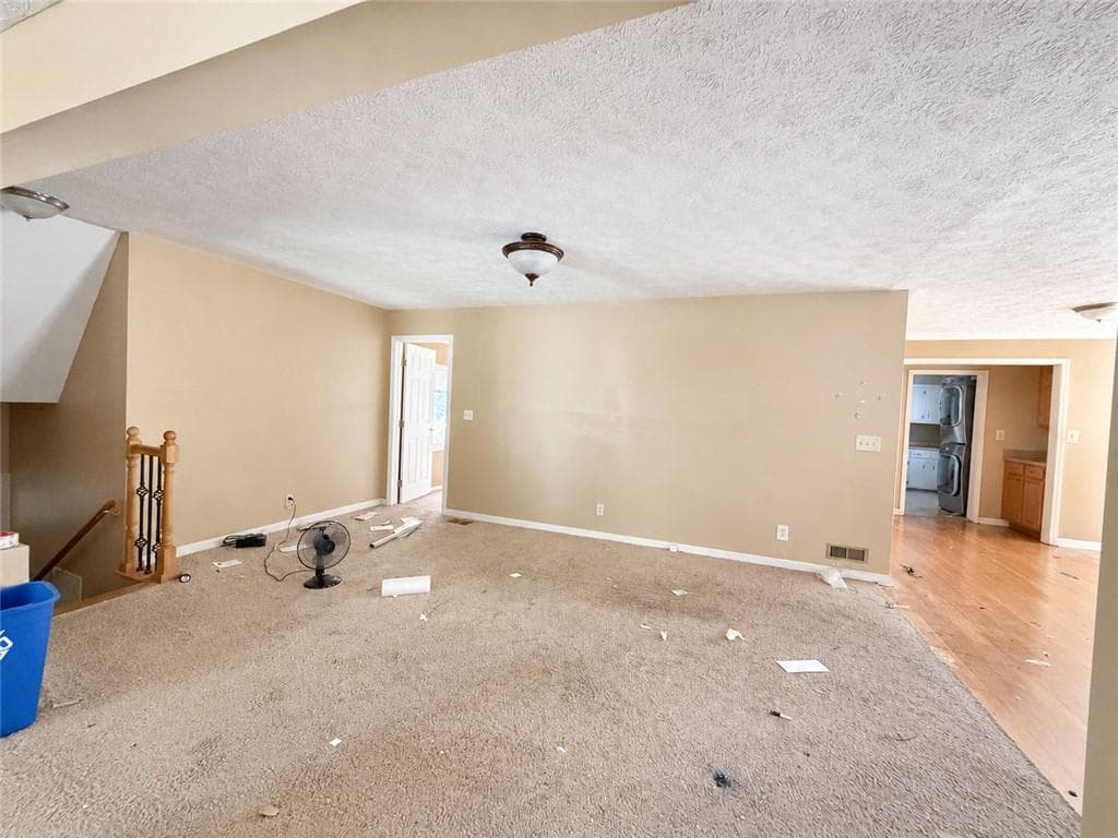 4 bedroom, 4 bathroom, 2,178 sq ft single family residence under contract at 677 Bankshire Drive, Suwanee, GA 30024 — photo 7