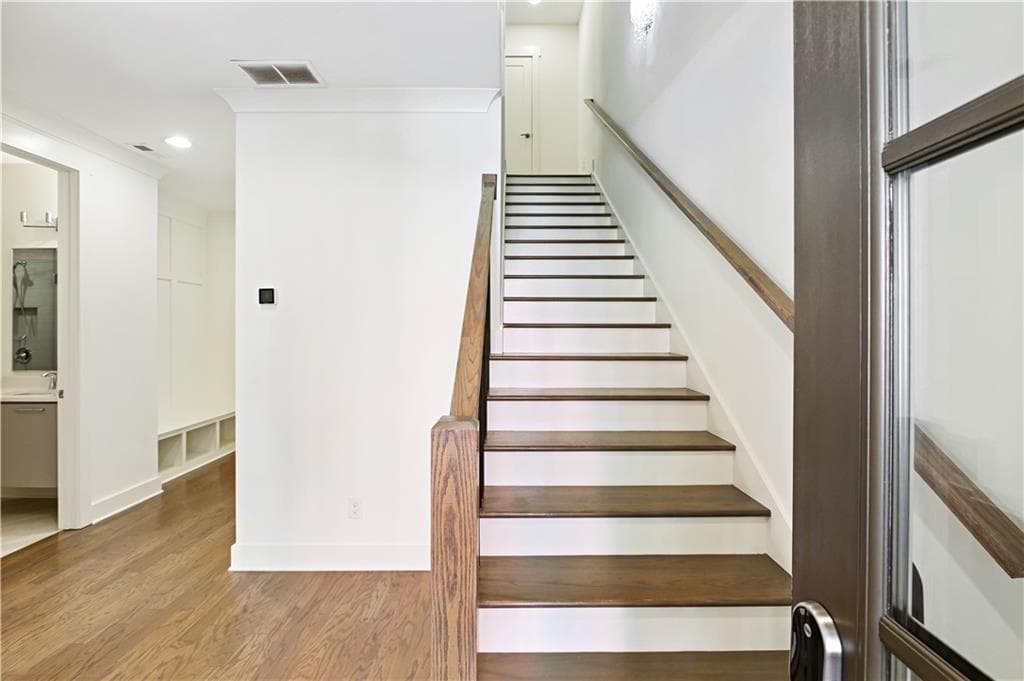 4 bedroom, 5 bathroom, 3,390 sq ft townhouse under contract at 980 Memorial Walk, Atlanta, GA 30316 — photo 8