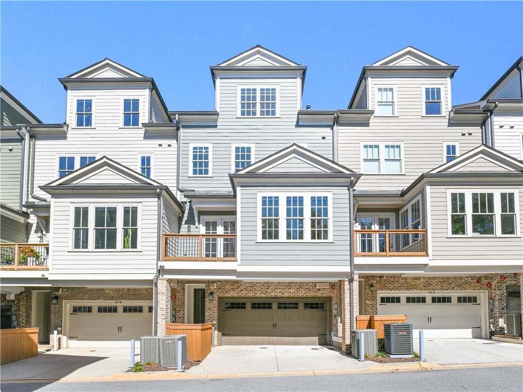 4 bedroom, 5 bathroom, 3,390 sq ft townhouse under contract at 980 Memorial Walk, Atlanta, GA 30316 — photo 7