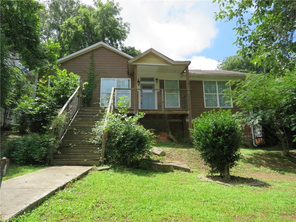 3 bedroom, 3 bathroom, 1,559 sq ft single family residence sold at 1570 Westwood Avenue, Atlanta, GA 30310
