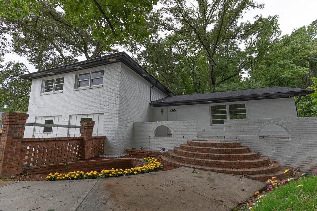 6 bedroom, 3 bathroom, 2,075 sq ft single family residence for sale at 2503 Whites Mill Road, Decatur, GA 30032