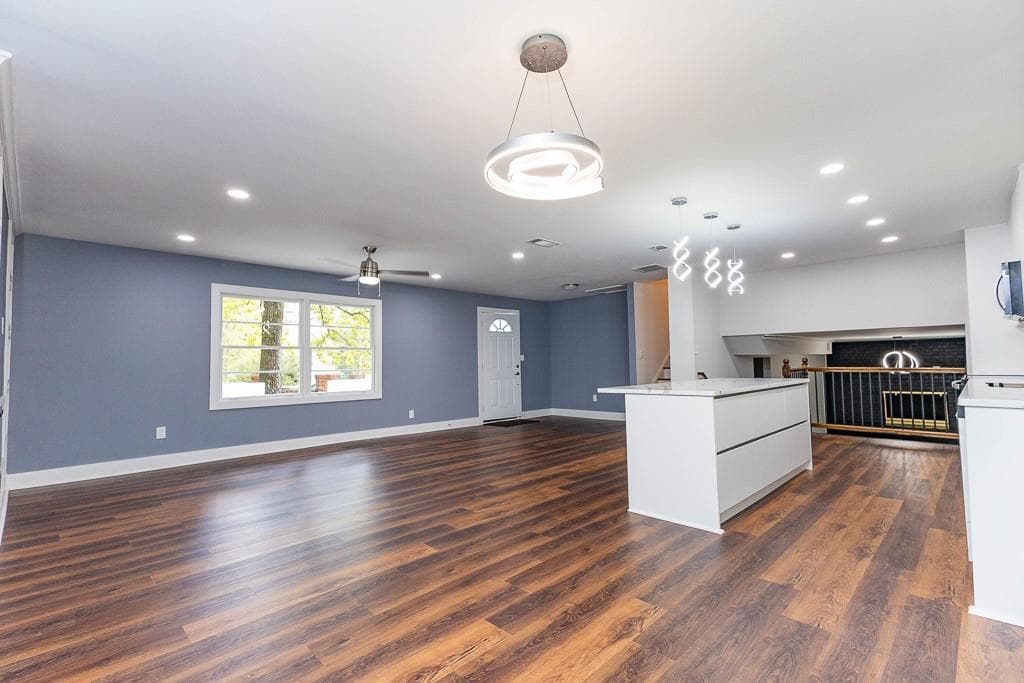 6 bedroom, 3 bathroom, 2,075 sq ft single family residence for sale at 2503 Whites Mill Road, Decatur, GA 30032 — photo 9