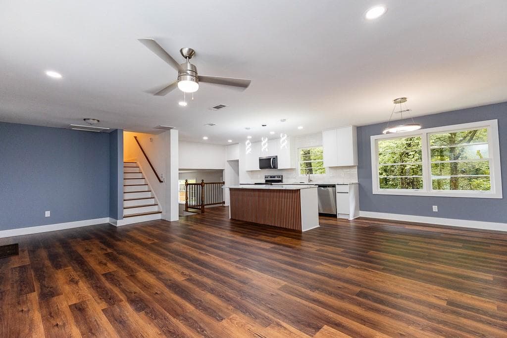 6 bedroom, 3 bathroom, 2,075 sq ft single family residence for sale at 2503 Whites Mill Road, Decatur, GA 30032 — photo 10