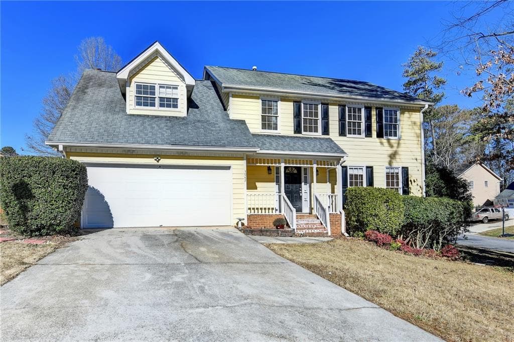 4 bedroom, 3 bathroom, 2,187 sq ft single family residence for rent at 3945 Genoa Court, Duluth, GA 30096 for $2,400 a month — photo 2