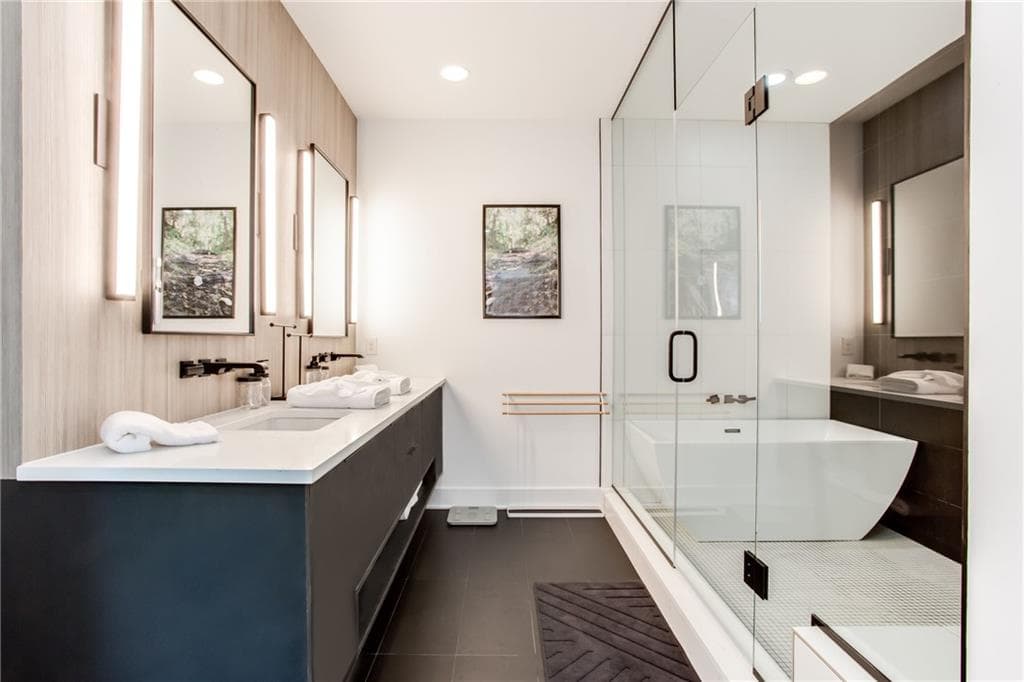4 bedroom, 3 bathroom, 3,390 sq ft single family residence for sale at 1268 Arkwright Place, Atlanta, GA 30317 — photo 4