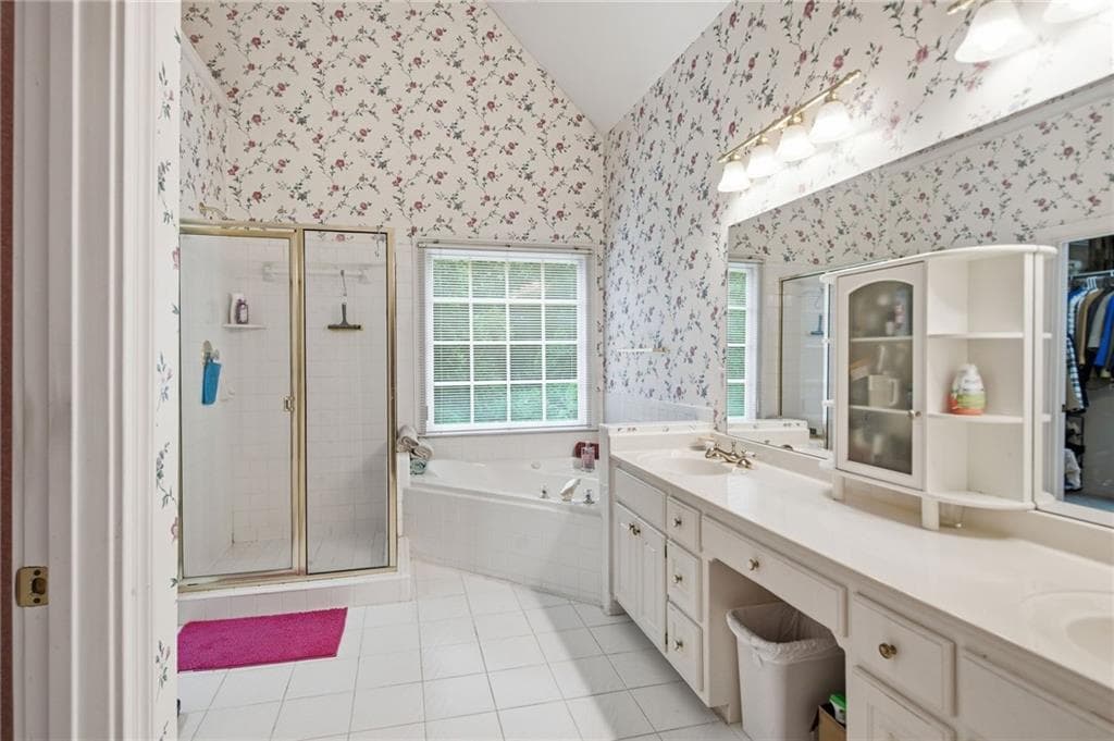 4 bedroom, 4 bathroom, 2,726 sq ft single family residence for sale at 1107 Brookfield Drive, Conyers, GA 30013 — photo 8