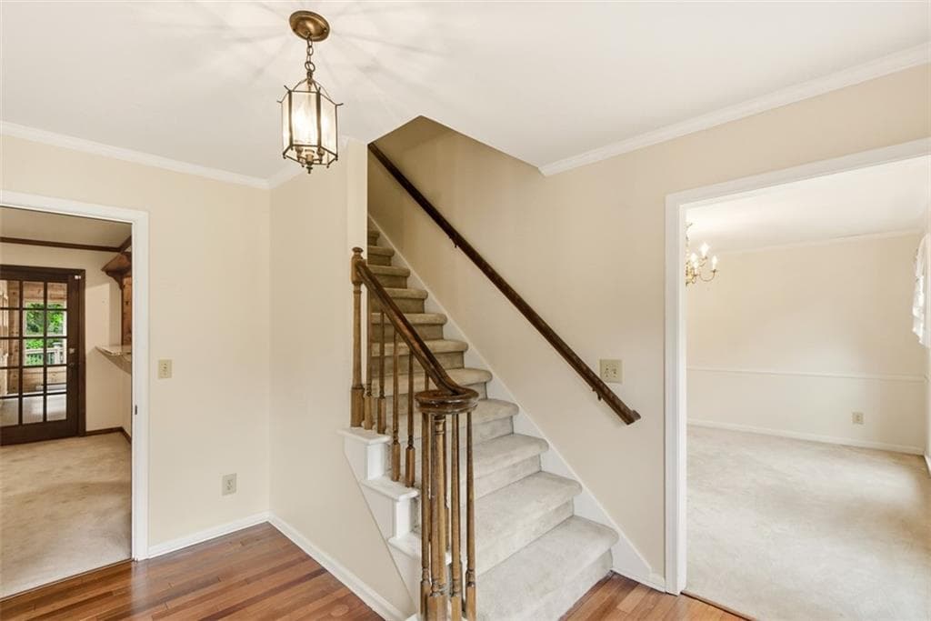 4 bedroom, 3 bathroom, 3,815 sq ft single family residence for sale at 2355 N Peachtree Way, Dunwoody, GA 30338 — photo 8
