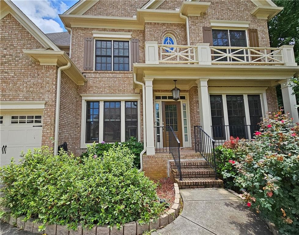 6 bedroom, 7 bathroom, 5,518 sq ft single family residence under contract at 1754 Morningdale Circle, Duluth, GA 30097 — photo 2