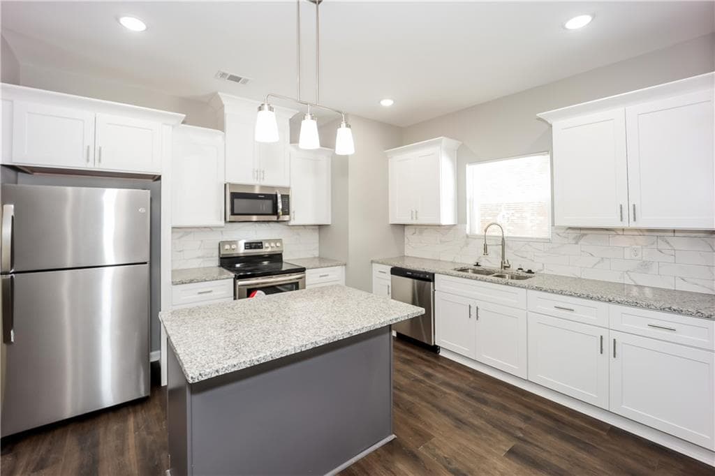 4 bedroom, 3 bathroom, 2,173 sq ft single family residence for rent at 255 Addy Lane, Stockbridge, GA 30281 for $2,415 a month — photo 3