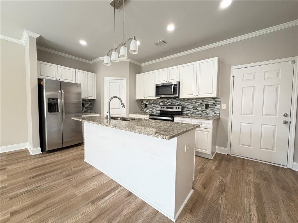 3 bedroom, 3 bathroom, 1,790 sq ft townhouse for sale at 316 Cashes Court, Lilburn, GA 30047 — photo 10