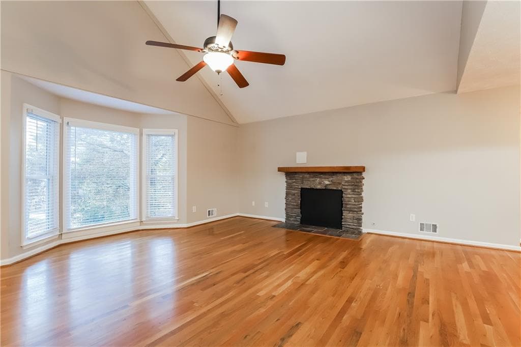 3 bedroom, 3 bathroom, 2,392 sq ft single family residence for rent at 2010 Golden Ridge Circle, Cumming, GA 30040 for $2,320 a month — photo 7