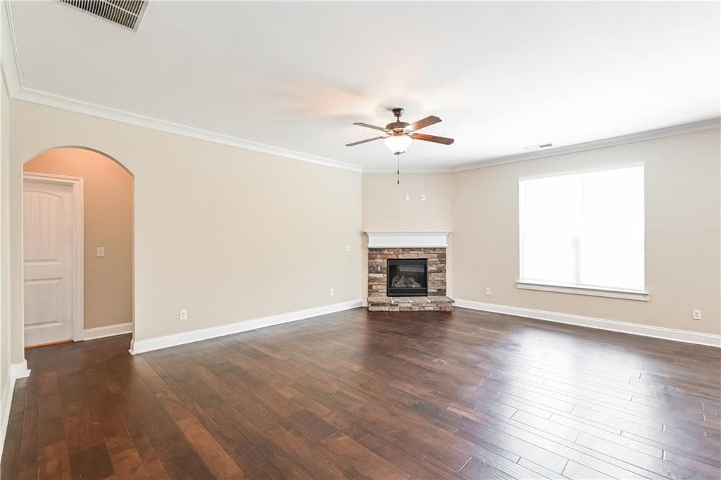 5 bedroom, 3 bathroom, 2,898 sq ft single family residence for rent at 2901 Canyon Glen Way, Dacula, GA 30019 for $2,860 a month — photo 3