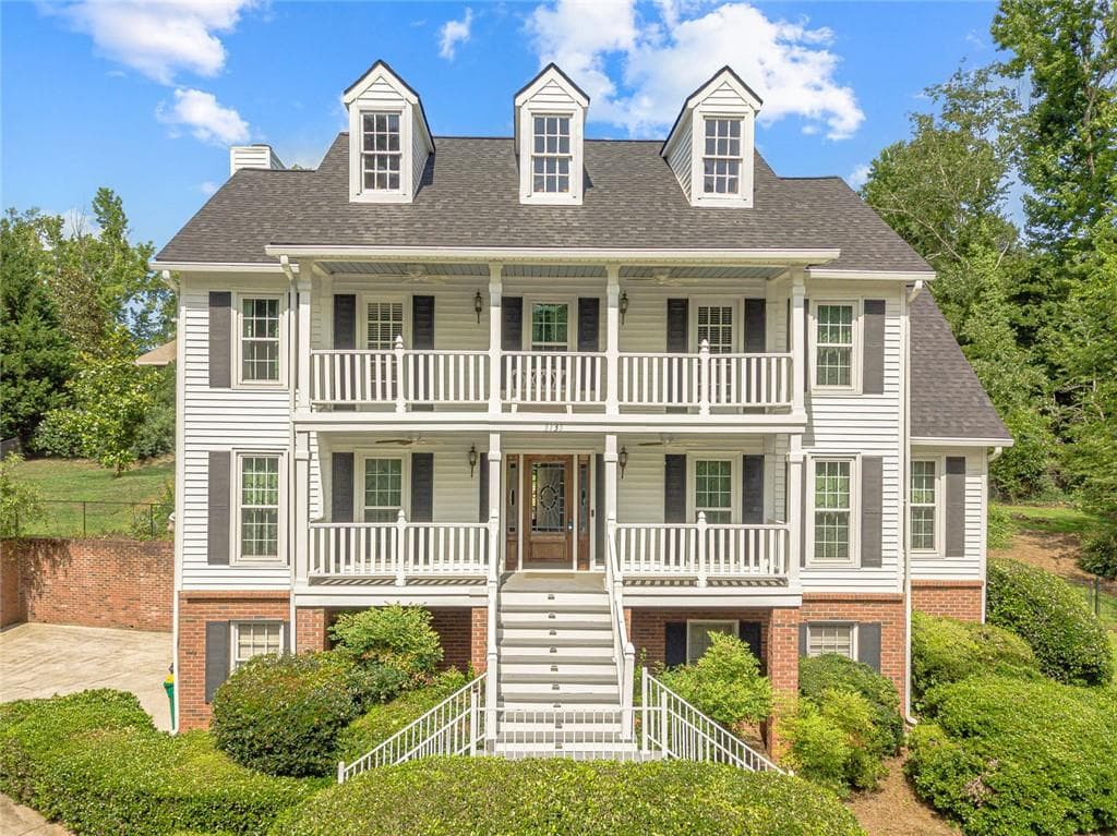 4 bedroom, 3 bathroom, 3,884 sq ft single family residence sold at 3135 St Andrews Circle, Duluth, GA 30096