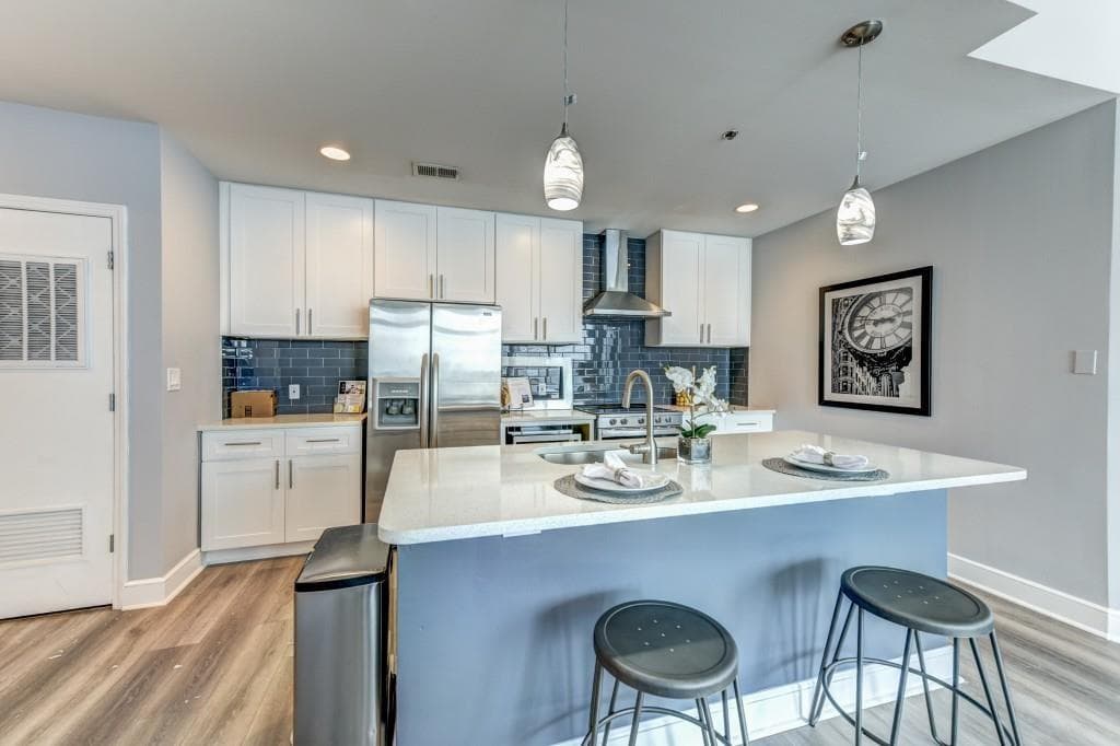 2 bedroom, 2 bathroom, 1,091 sq ft condominium for rent at 950 W Peachtree Street 1504, Atlanta, GA 30309 for $2,845 a month — photo 4