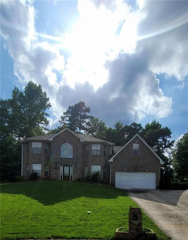 5 bedroom, 3 bathroom, 2,862 sq ft single family residence sold at 515 Carriage Walk Court, Stone Mountain, GA 30087