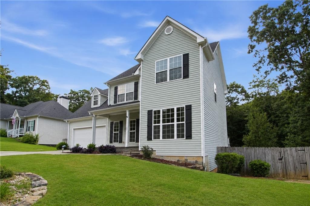 4 bedroom, 3 bathroom, 2,145 sq ft single family residence for sale at 57 Sadie Court, Dawsonville, GA 30534 — photo 2