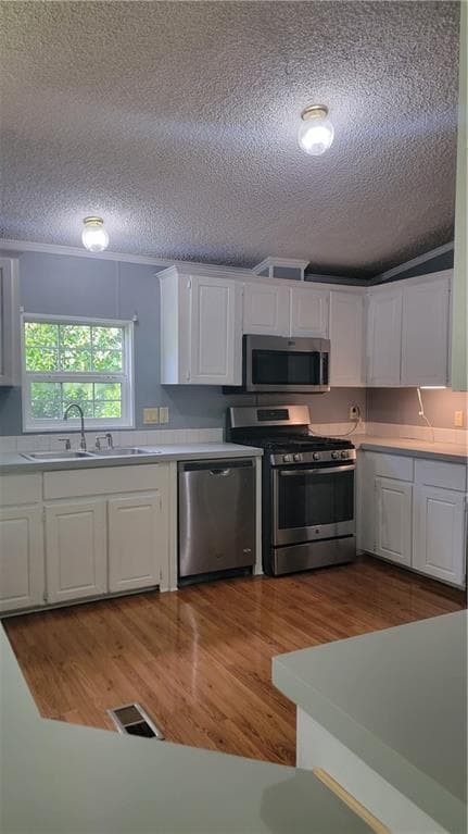 3 bedroom, 2 bathroom, 1,456 sq ft single family residence under contract at 174 Luther Circle, Villa Rica, GA 30180 — photo 4