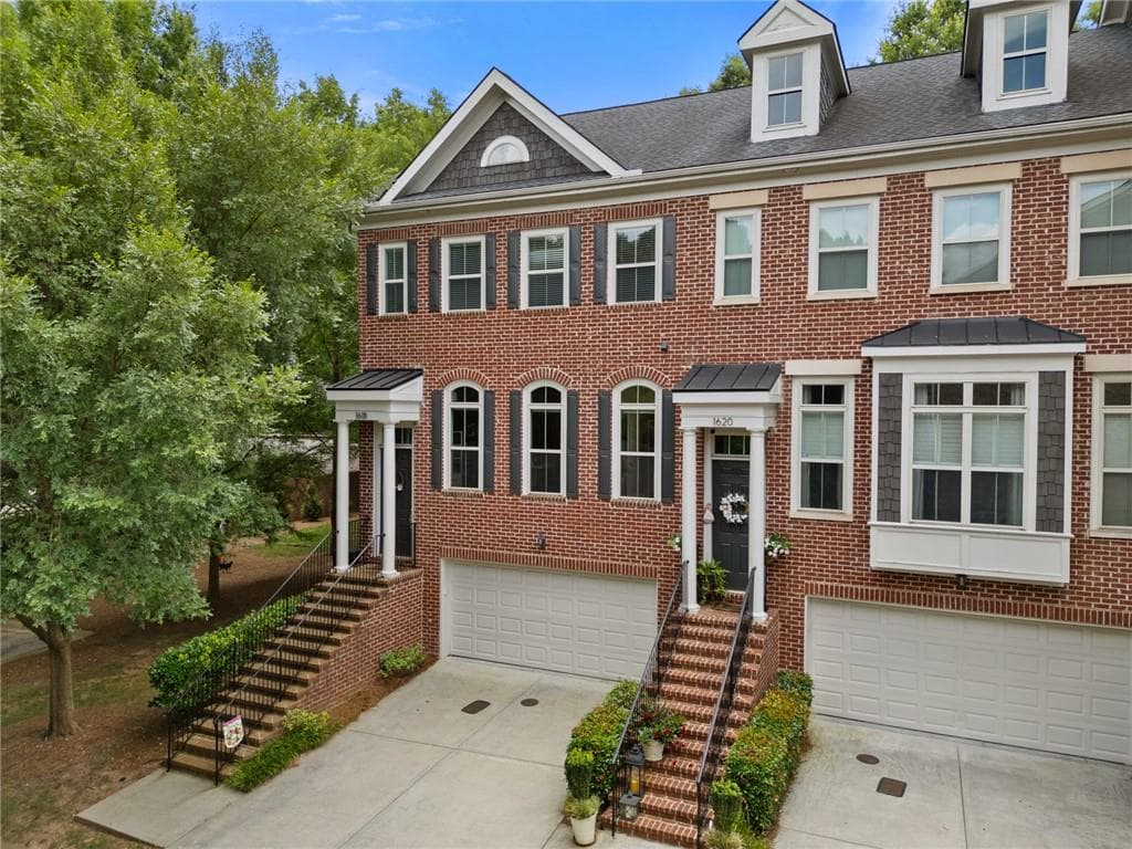3 bedroom, 4 bathroom, 2,565 sq ft townhouse for sale at 1618 Mosaic Way, Smyrna, GA 30080 — photo 1 of 50