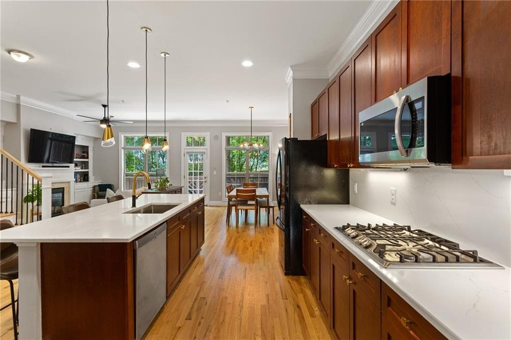 3 bedroom, 4 bathroom, 2,565 sq ft townhouse for sale at 1618 Mosaic Way, Smyrna, GA 30080 — photo 3