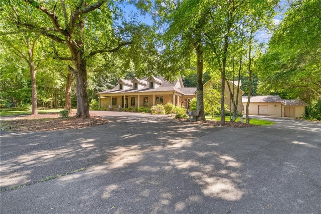 3 bedroom, 3 bathroom, 2,956 sq ft single family residence for sale at 119 Knight Bottom Road, Fairmount, GA 30139 — photo 2