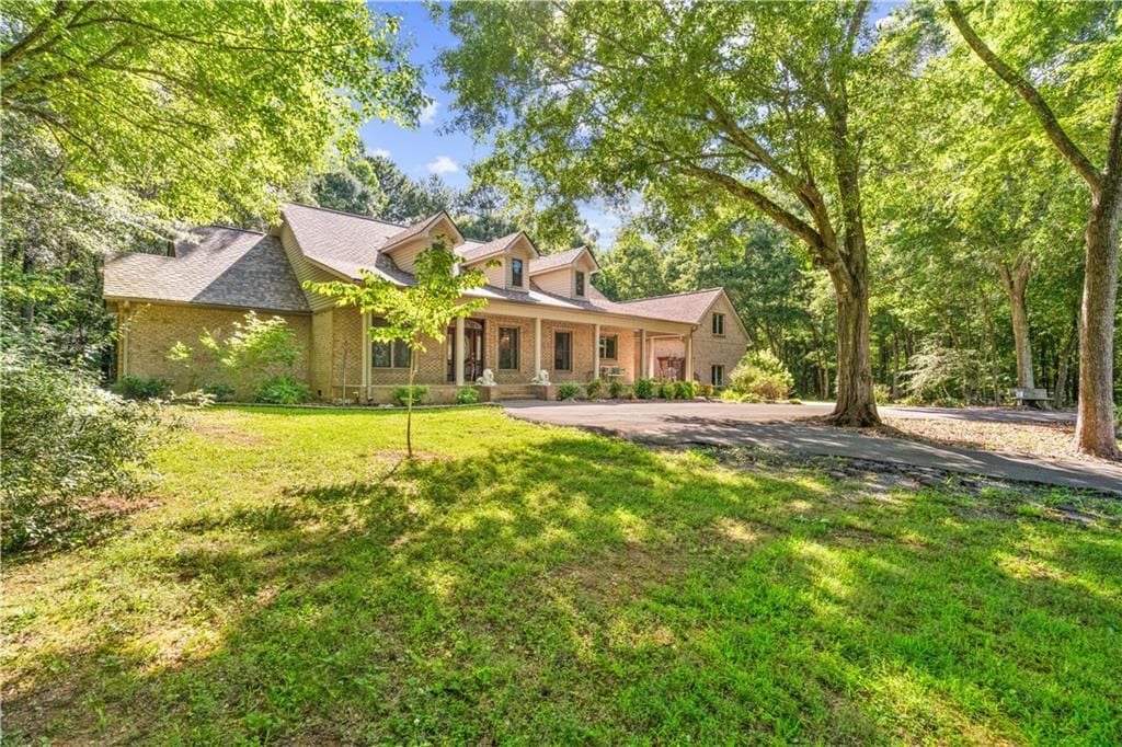 3 bedroom, 3 bathroom, 2,956 sq ft single family residence for sale at 119 Knight Bottom Road, Fairmount, GA 30139