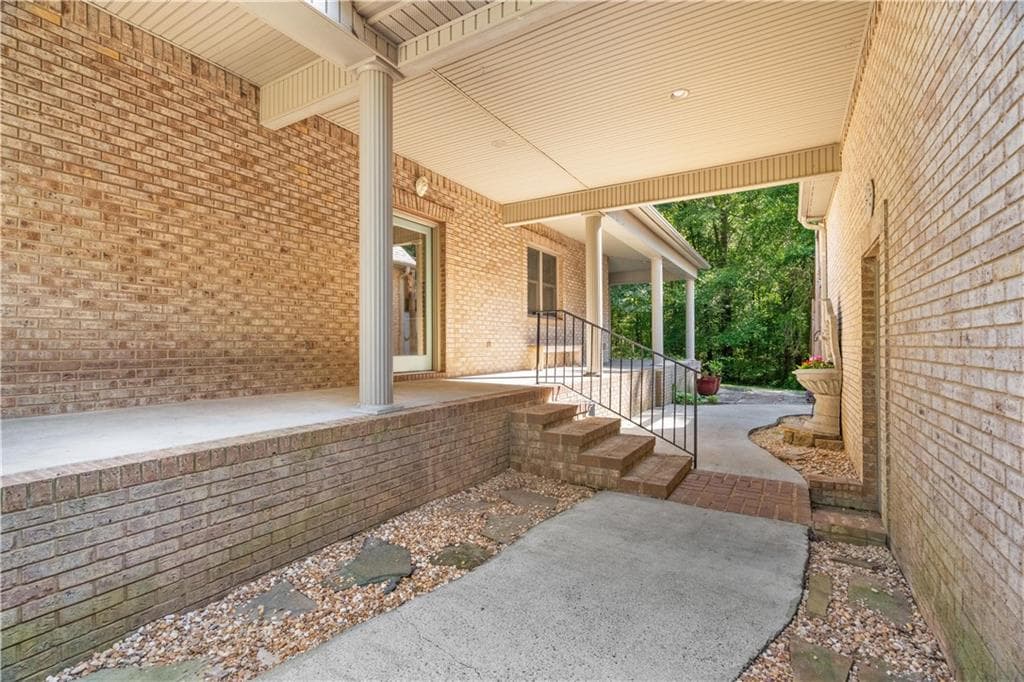 3 bedroom, 3 bathroom, 2,956 sq ft single family residence for sale at 119 Knight Bottom Road, Fairmount, GA 30139 — photo 5
