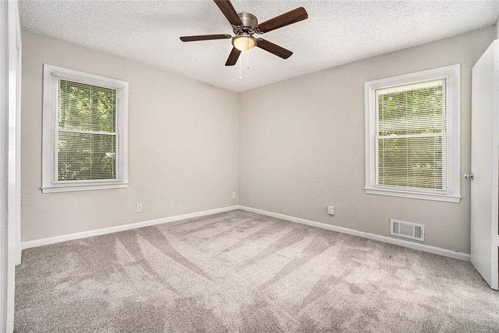 3 bedroom, 1 bathroom, 1,066 sq ft single family residence for sale at 114 Howell Drive, Atlanta, GA 30331 — photo 10