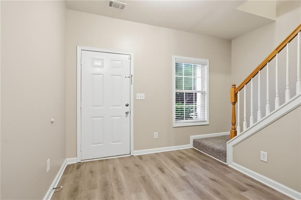 2 bedroom, 3 bathroom, 1,641 sq ft townhouse under contract at 3137 Cedar Glade Lane, Buford, GA 30519 — photo 8