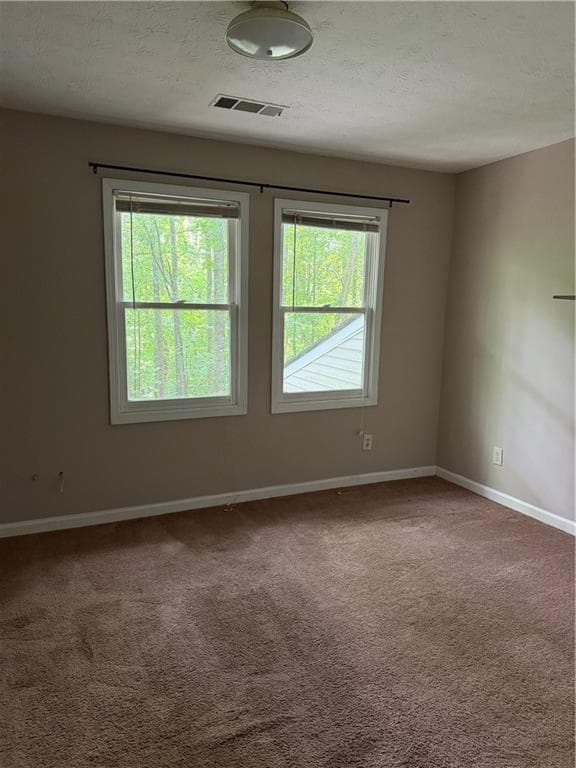 2 bedroom, 2 bathroom townhouse for rent at 5149 Spring Street, Flowery Branch, GA 30542 for $1,600 a month — photo 2