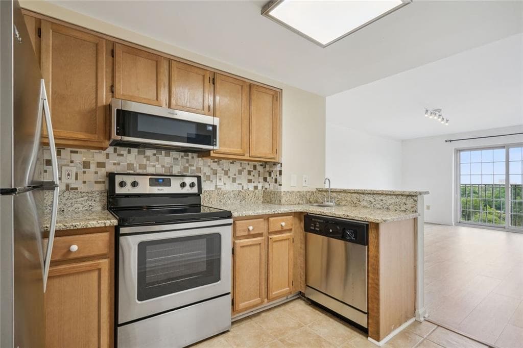 1 bathroom, 533 sq ft condominium for rent at 199 14th Street 1212, Atlanta, GA 30309 for $1,600 a month — photo 6