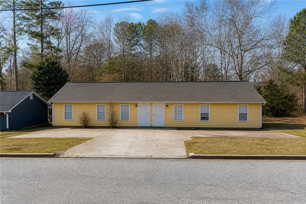 duplex sold at 6112 Green Acres Dr, Covington, GA 30014