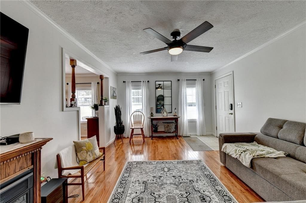 4 bedroom, 3 bathroom, 2,025 sq ft single family residence for sale at 6474 Dahlonega Highway, Clermont, GA 30527 — photo 10