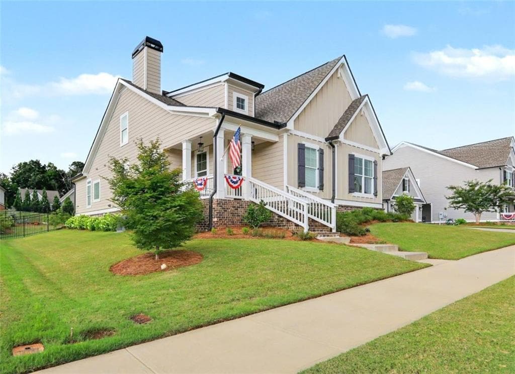 4 bedroom, 3 bathroom, 2,458 sq ft single family residence under contract at 943 Clubside, Monroe, GA 30655 — photo 2