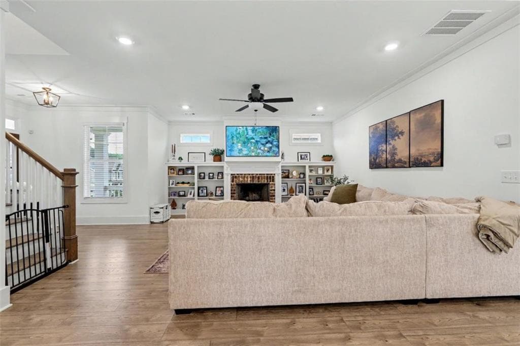 4 bedroom, 3 bathroom, 2,458 sq ft single family residence under contract at 943 Clubside, Monroe, GA 30655 — photo 6