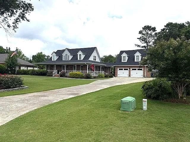 4 bedroom, 3 bathroom, 3,617 sq ft single family residence under contract at 135 Meadow Lakes Boulevard, Cedartown, GA 30125 — photo 2