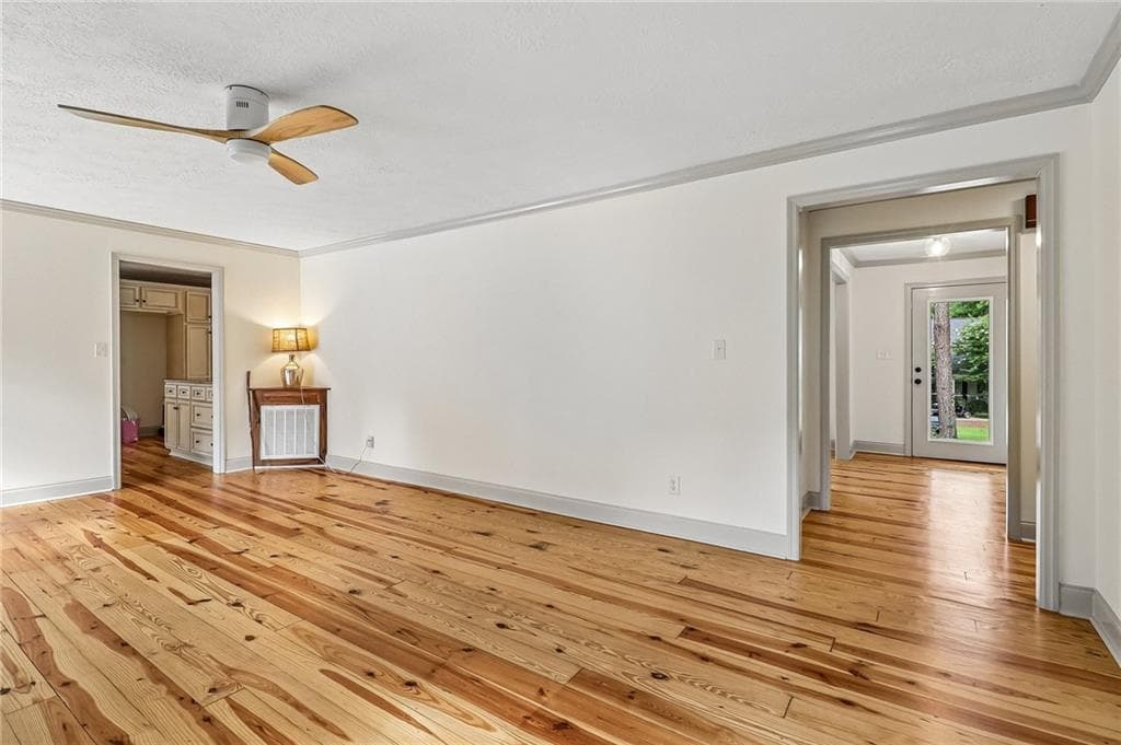 5 bedroom, 3 bathroom, 2,984 sq ft single family residence for sale at 339 Habersham Road, Augusta, GA 30907 — photo 7