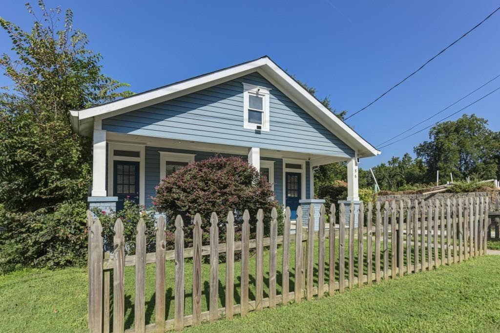 3 bedroom, 2 bathroom, 1,934 sq ft single family residence for rent at 86 Mayson Avenue, Atlanta, GA 30307 for $3,200 a month — photo 4