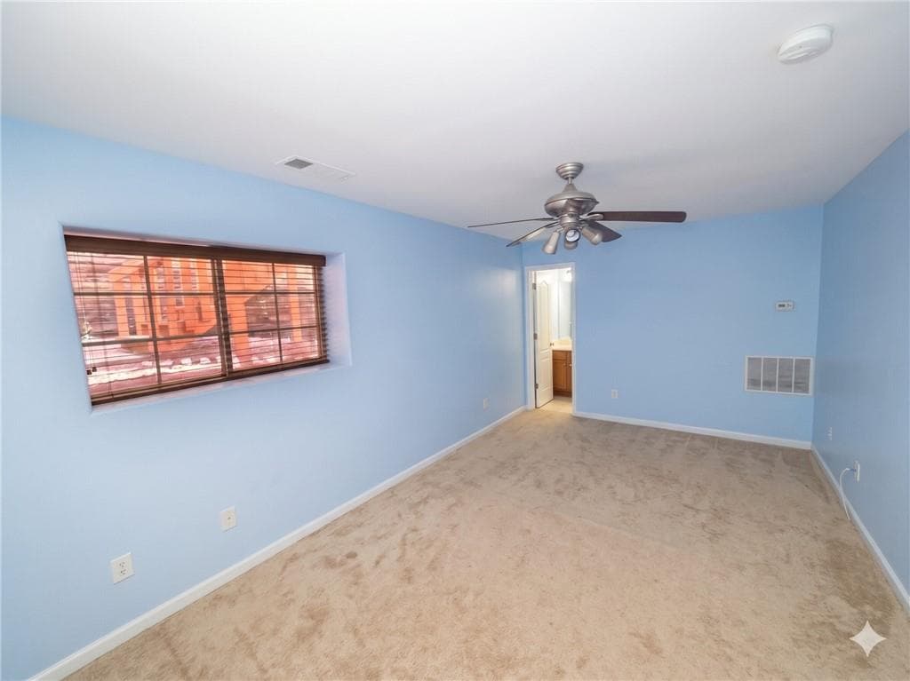 3 bedroom, 4 bathroom, 1,984 sq ft condominium for sale at 2928 George Busbee #212 Parkway, Kennesaw, GA 30144 — photo 2