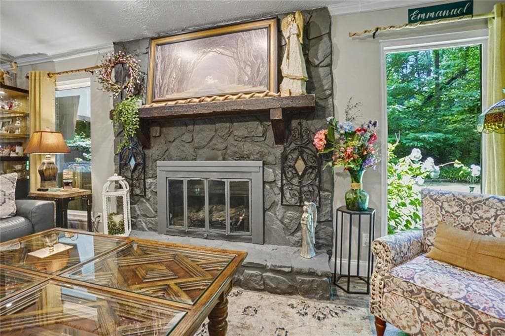 4 bedroom, 2 bathroom, 1,709 sq ft single family residence under contract at 1211 Wade Green Circle, Acworth, GA 30102 — photo 5