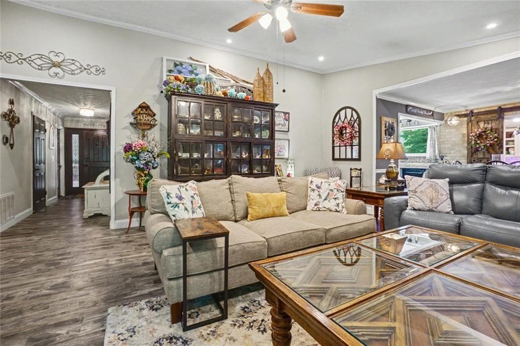4 bedroom, 2 bathroom, 1,709 sq ft single family residence under contract at 1211 Wade Green Circle, Acworth, GA 30102 — photo 6